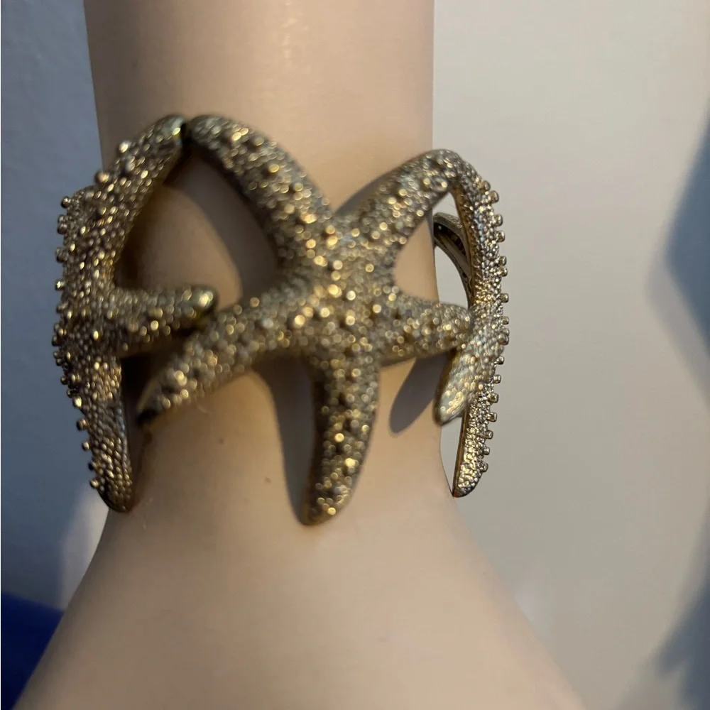 Source Unknown Gold Starfish Bracelet